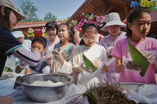 ️有爱！威少给高中学生送签名鞋 作为圣诞礼物？